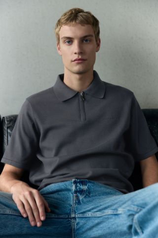KNITTED POLO ZIP