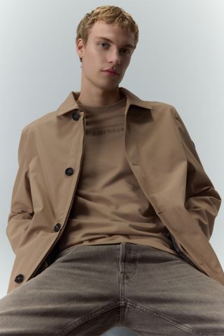 TRENCHCOAT