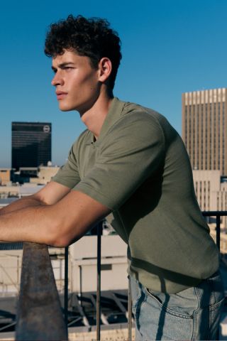 KNITTED POLO SHIRT