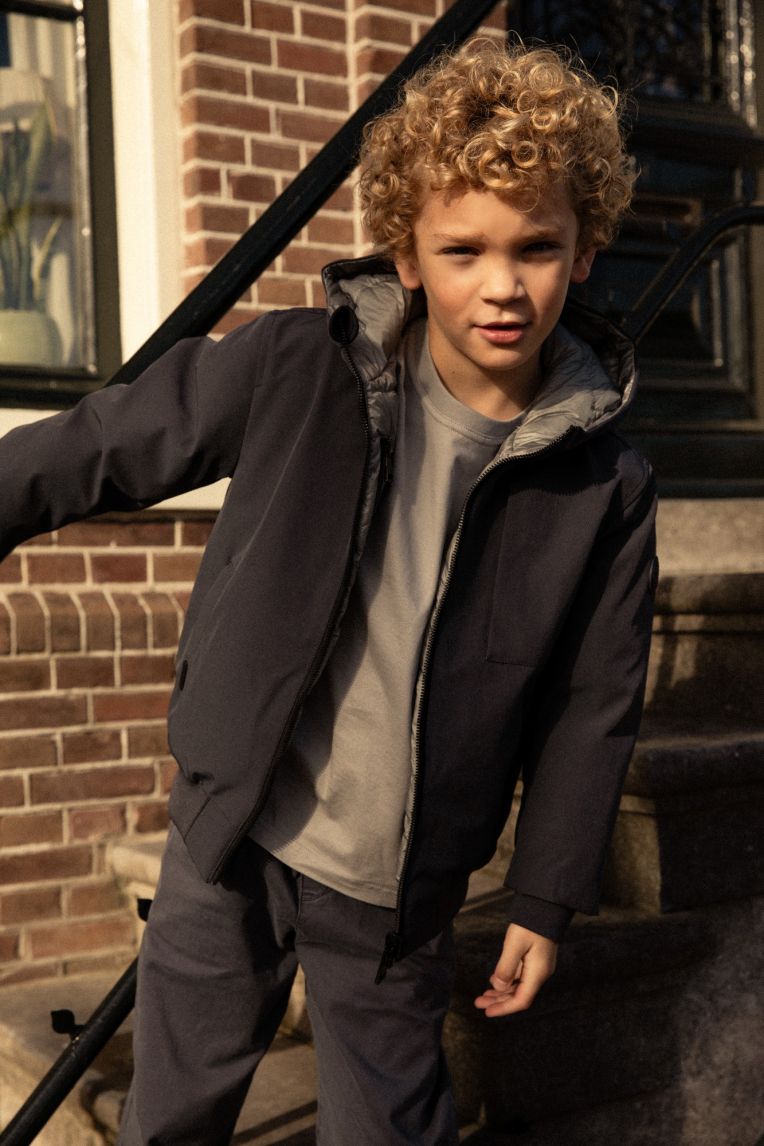 HOODED REVERSIBLE JACKET