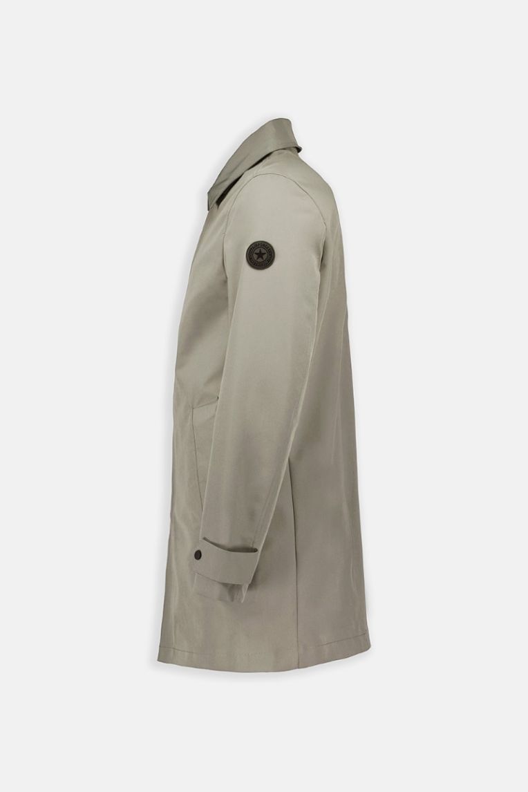 TRENCHCOAT