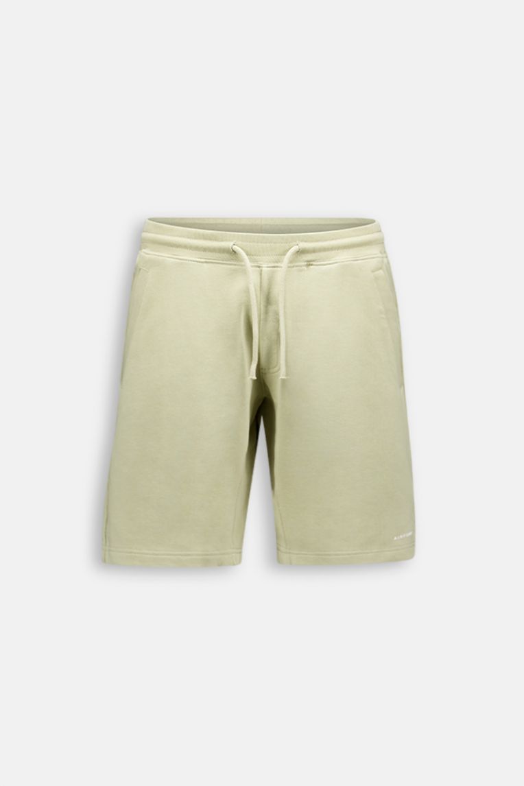 BASIC SHORT