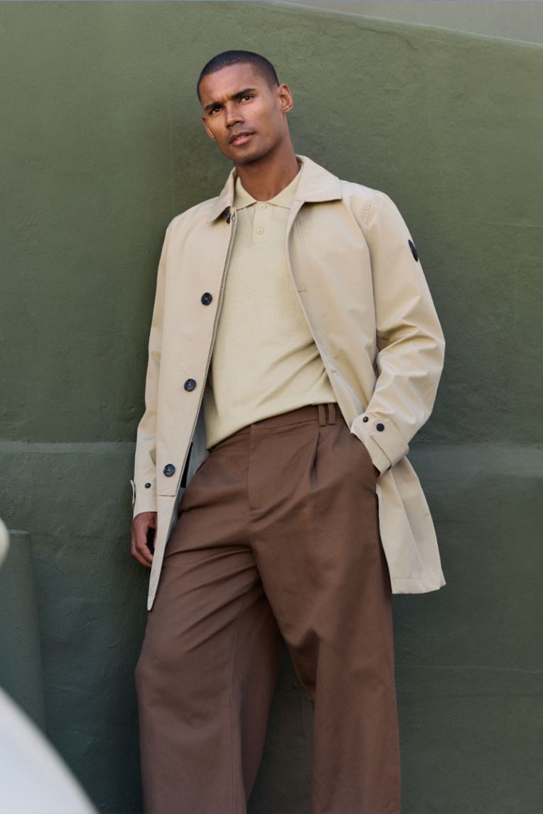 TRENCHCOAT